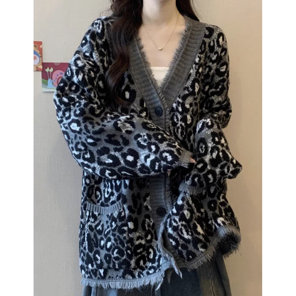 Q2848【特价-占单者限购】豹纹针织开衫演绎复古时尚新风尚