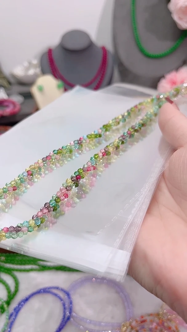 颈饰银S925镶嵌尖晶石麻花39.9