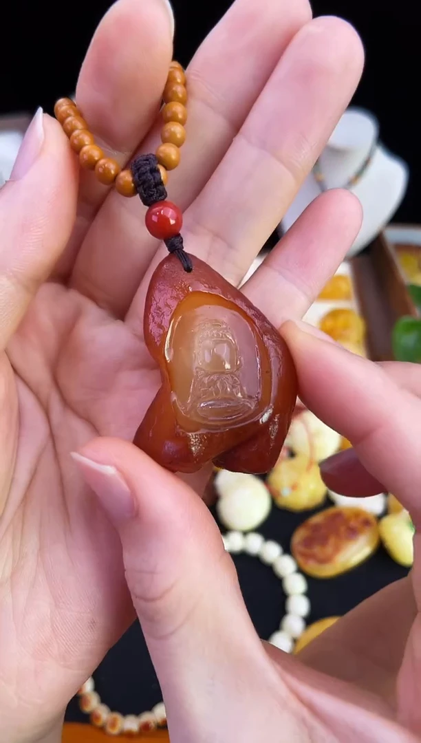 琥珀未镶嵌珠宝奇石柒月