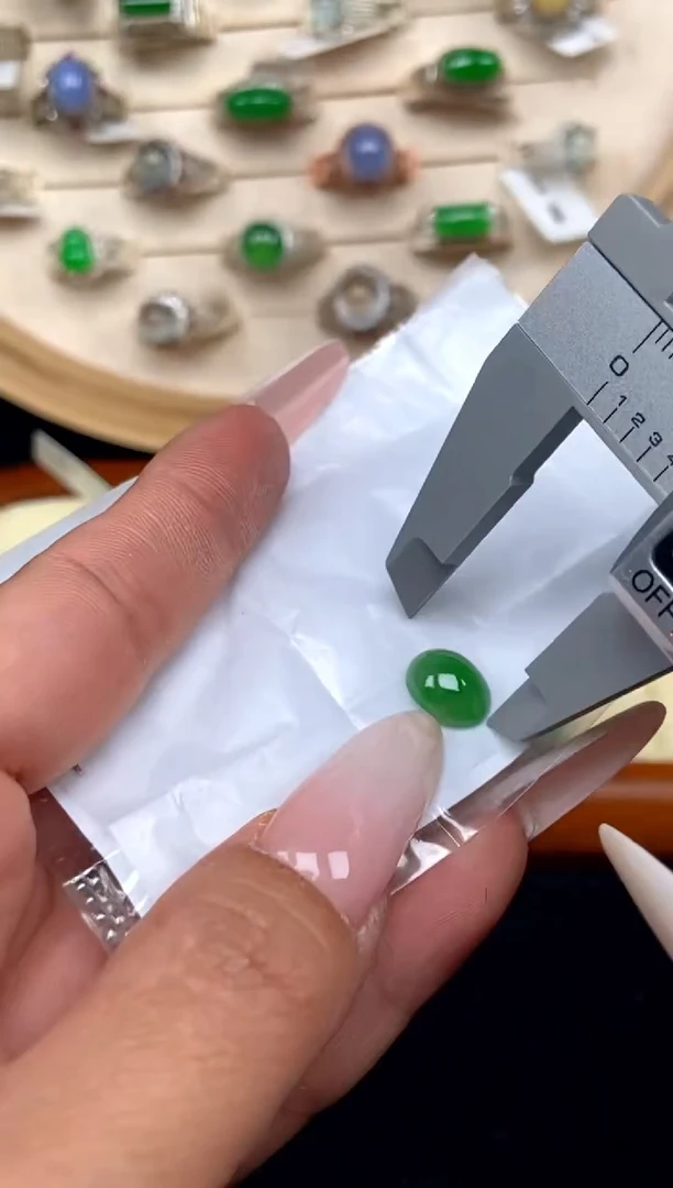 未镶嵌定制翡翠天然缅甸A货翡翠蛋面