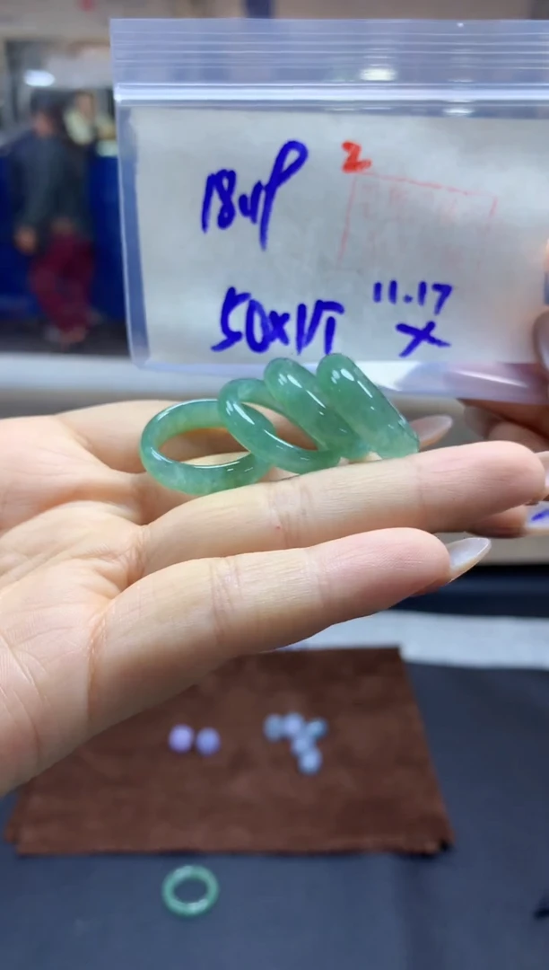 未镶嵌定制翡翠戒圈#50元多样性拍一发一毛货需抛光