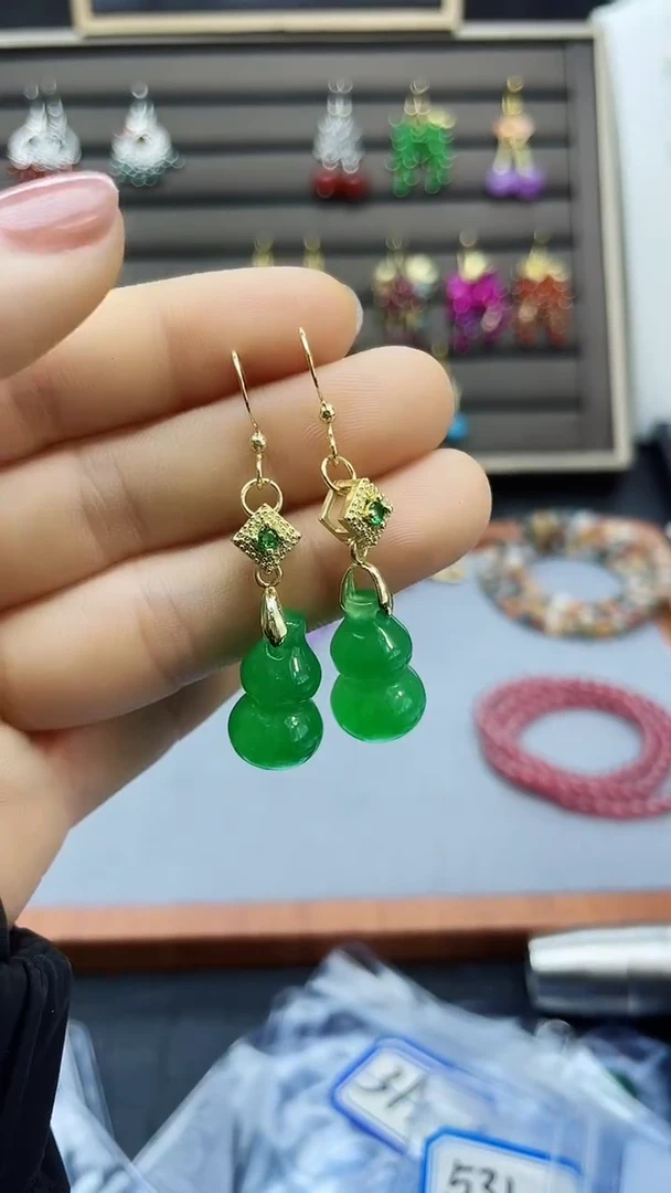【闪购商品】翡翠耳饰14K金镶嵌411000绿色小葫芦