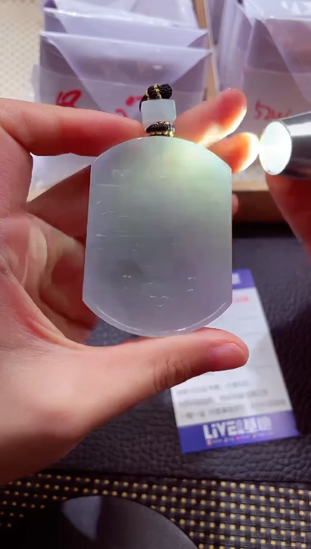 未镶嵌挂件翡翠000111