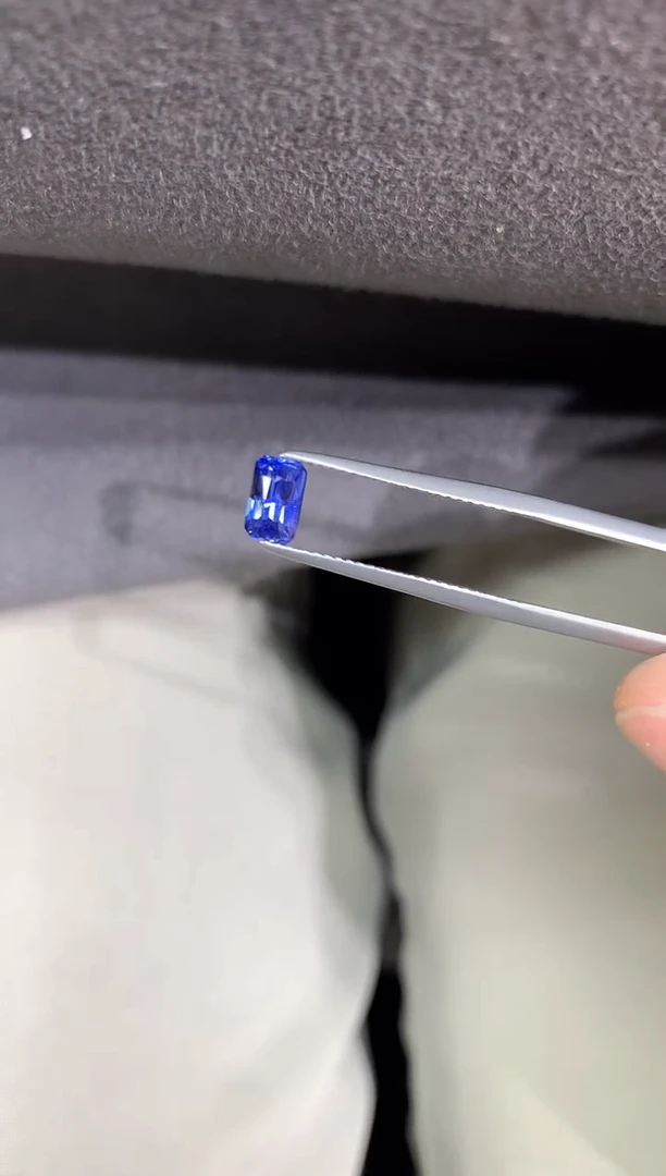 【闪购商品】蓝宝石裸石未镶嵌a-271 1.06ct