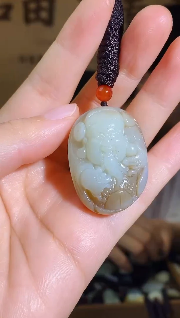 颈饰未镶嵌和田玉1