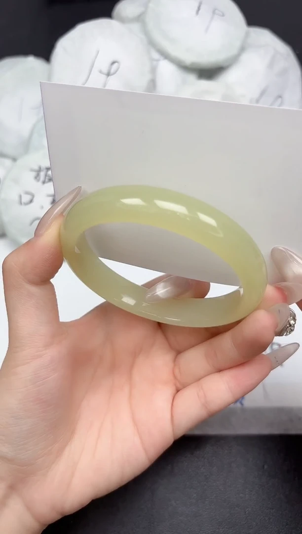 未镶嵌手镯石英质玉0259-60