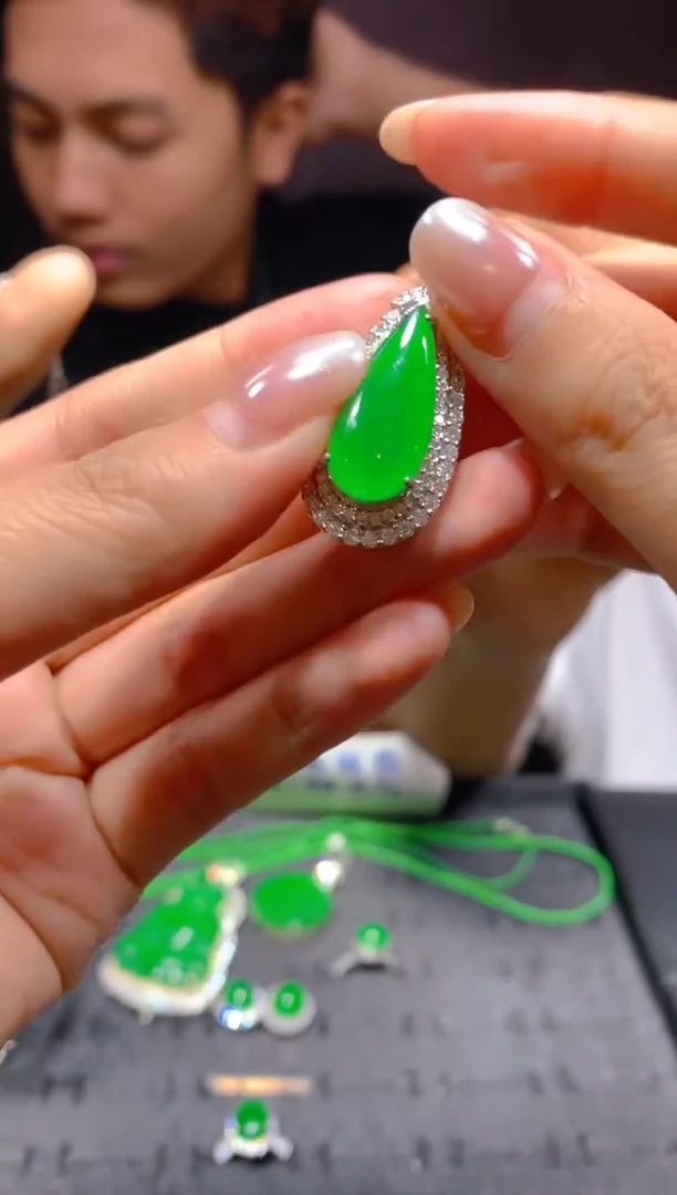 未镶嵌定制翡翠113多样性发货（发其一）