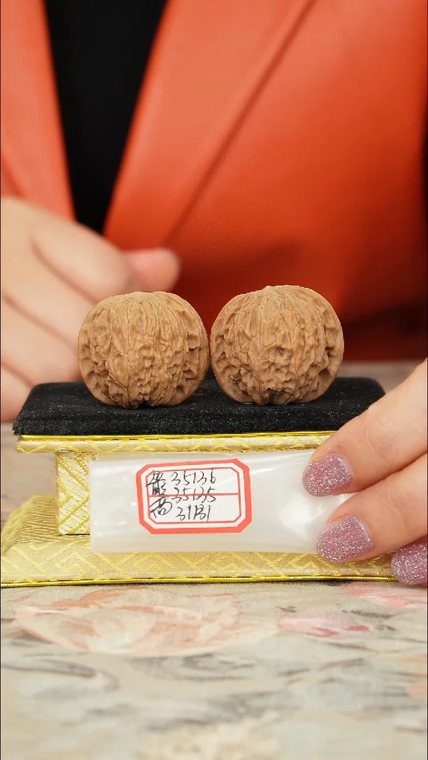 【闪购商品】文玩核桃把件磨盘