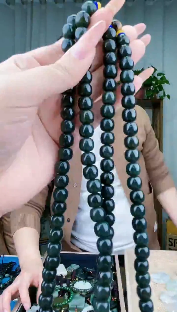 未镶嵌和田玉挂件拍一发一，多样性发货！