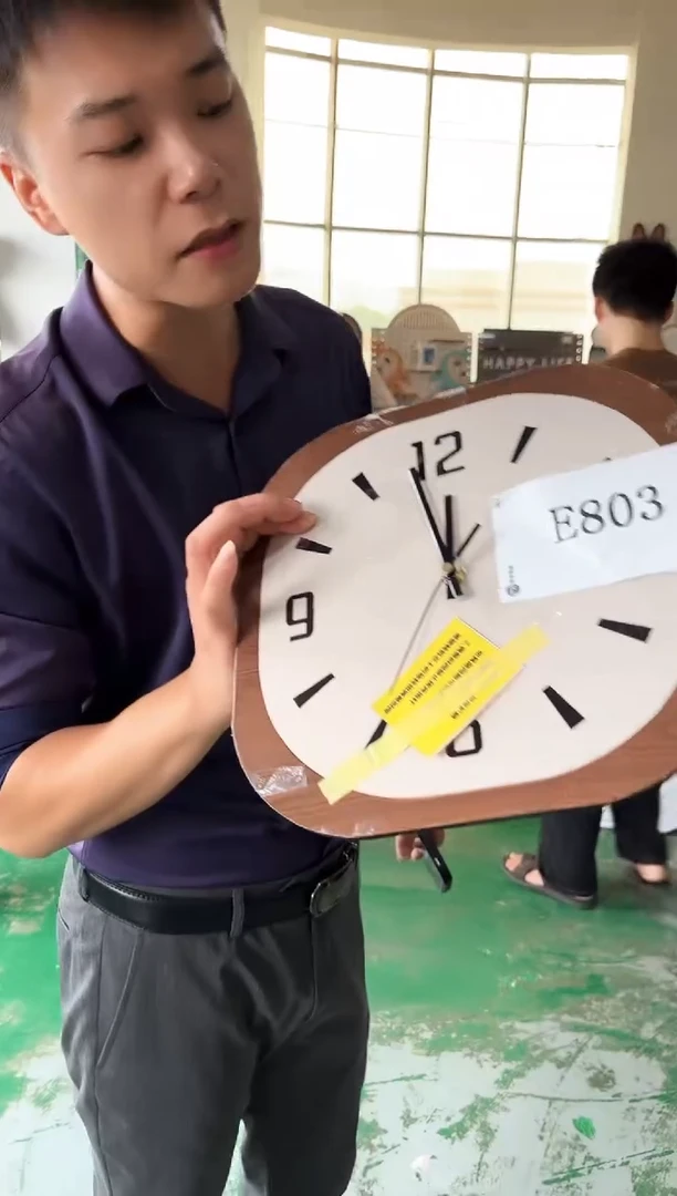 横款孤品微瑕果果闪购E803