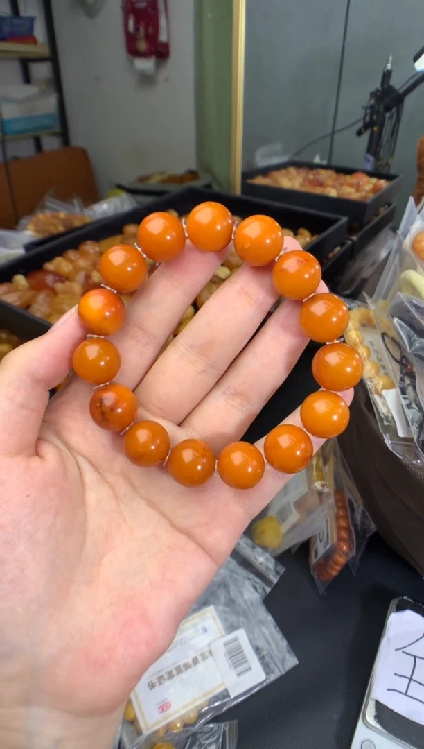 蜜蜡未镶嵌珠宝奇石1