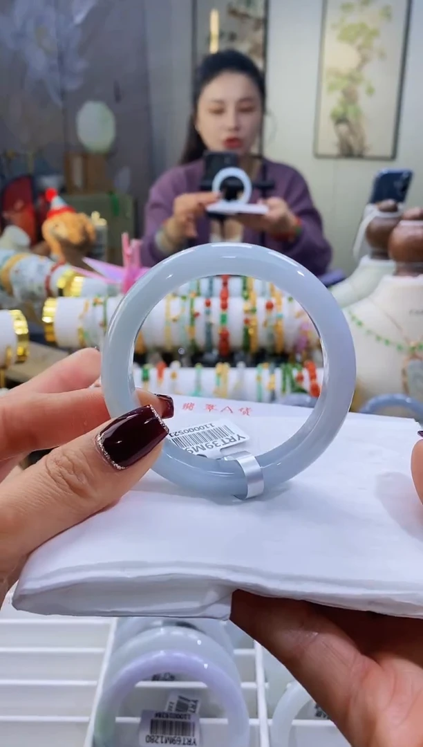 未镶嵌手镯翡翠殇*11号54.6/12.3*8.0