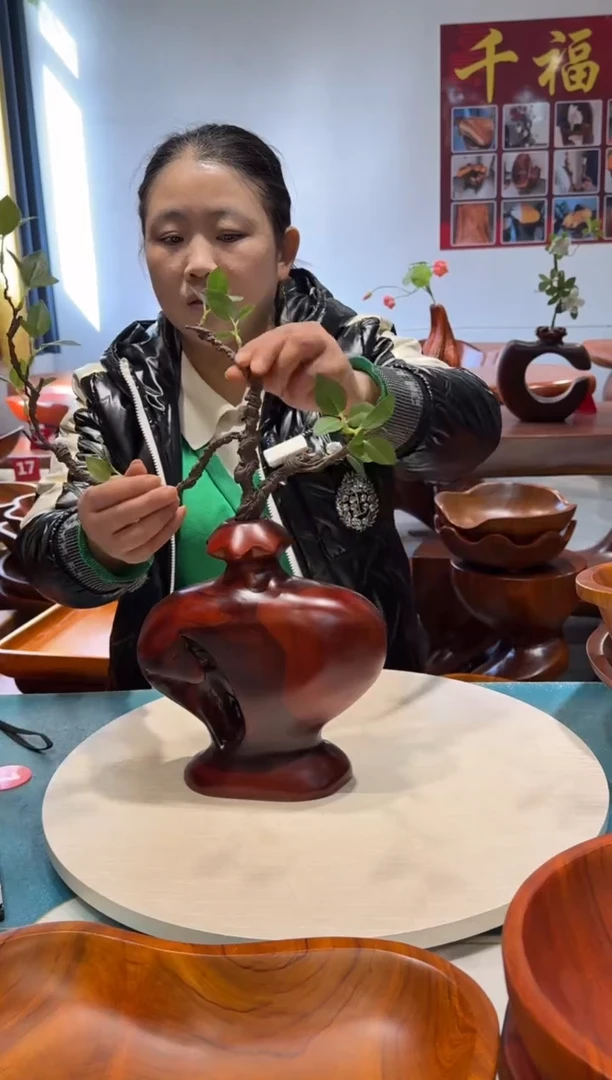 木脱骨料花瓶 25*23.5*8.5