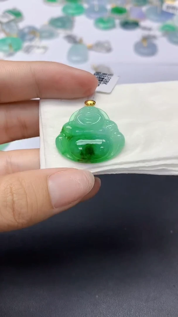 翡翠18K金镶嵌颈饰天然缅甸a货翡翠