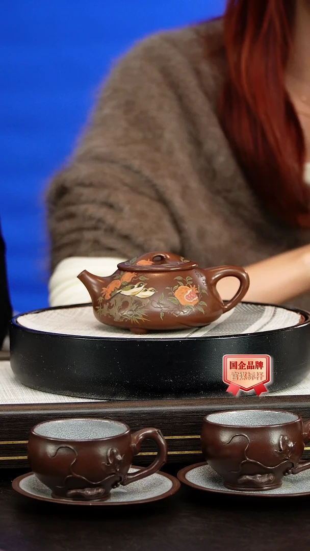 茶壶紫砂顾海荣/石瓢