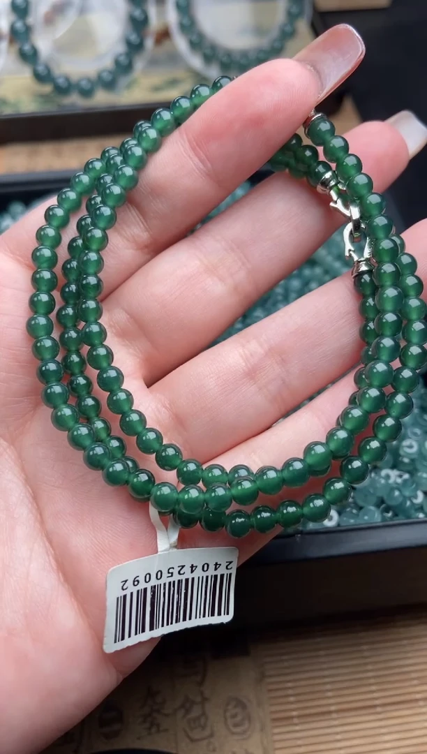 【闪购商品】翡翠手链未镶嵌手链多样性发货