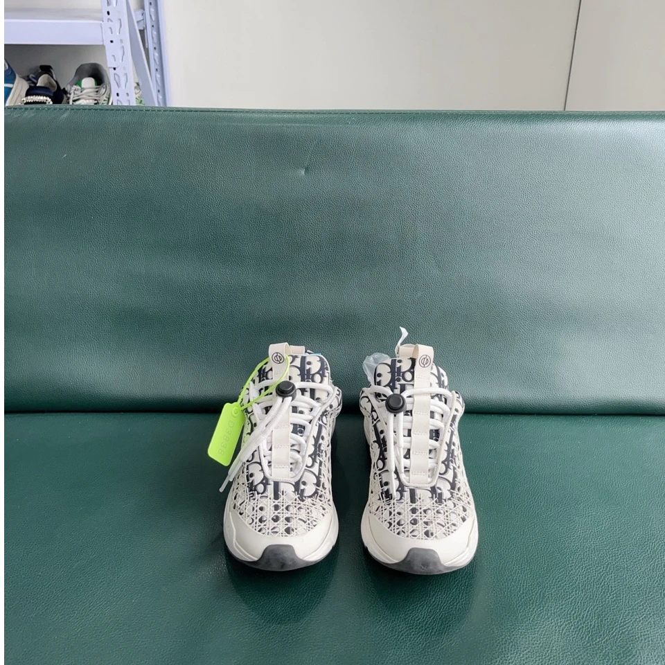 95新 DIOR/迪奥  b24 vibe黑白满印休闲鞋 36码 d3838
