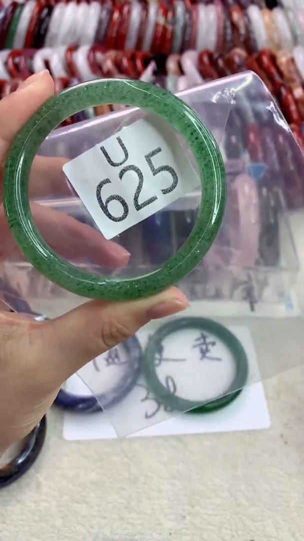 水晶手镯未镶嵌U625-56