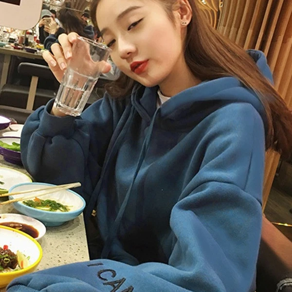 大版宽松连帽字母印花卫衣女2025年百搭显瘦中长款遮屁股韩版上衣