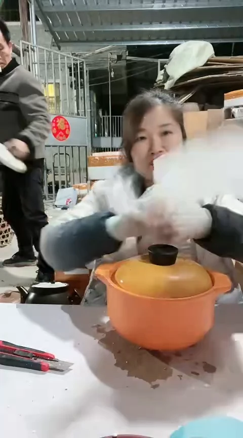 【闪购商品】500瑕疵橙色锅带盖，，