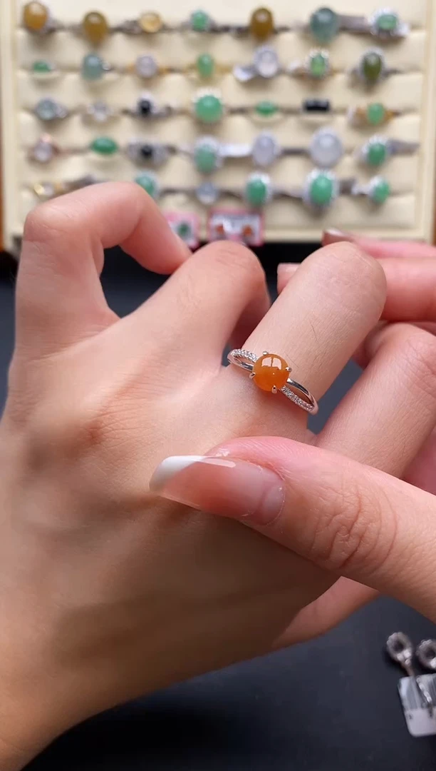 银S925镶嵌戒指翡翠333333+6