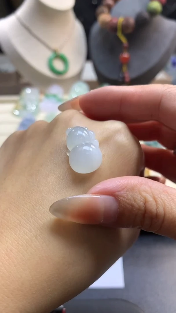 【闪购商品】定制翡翠未镶嵌翡翠