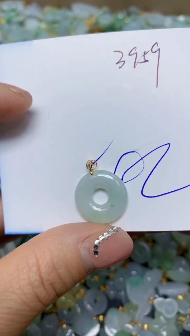 【闪购商品】翡翠挂件18K金镶嵌 天然翡翠A货