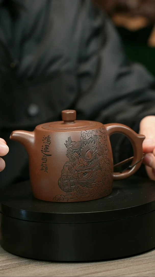 茶壶紫砂静*H2331周卓琴欢狮井栏