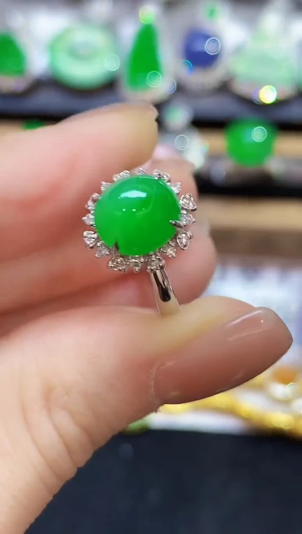 18K金镶嵌戒指翡翠DJ多样性发其一