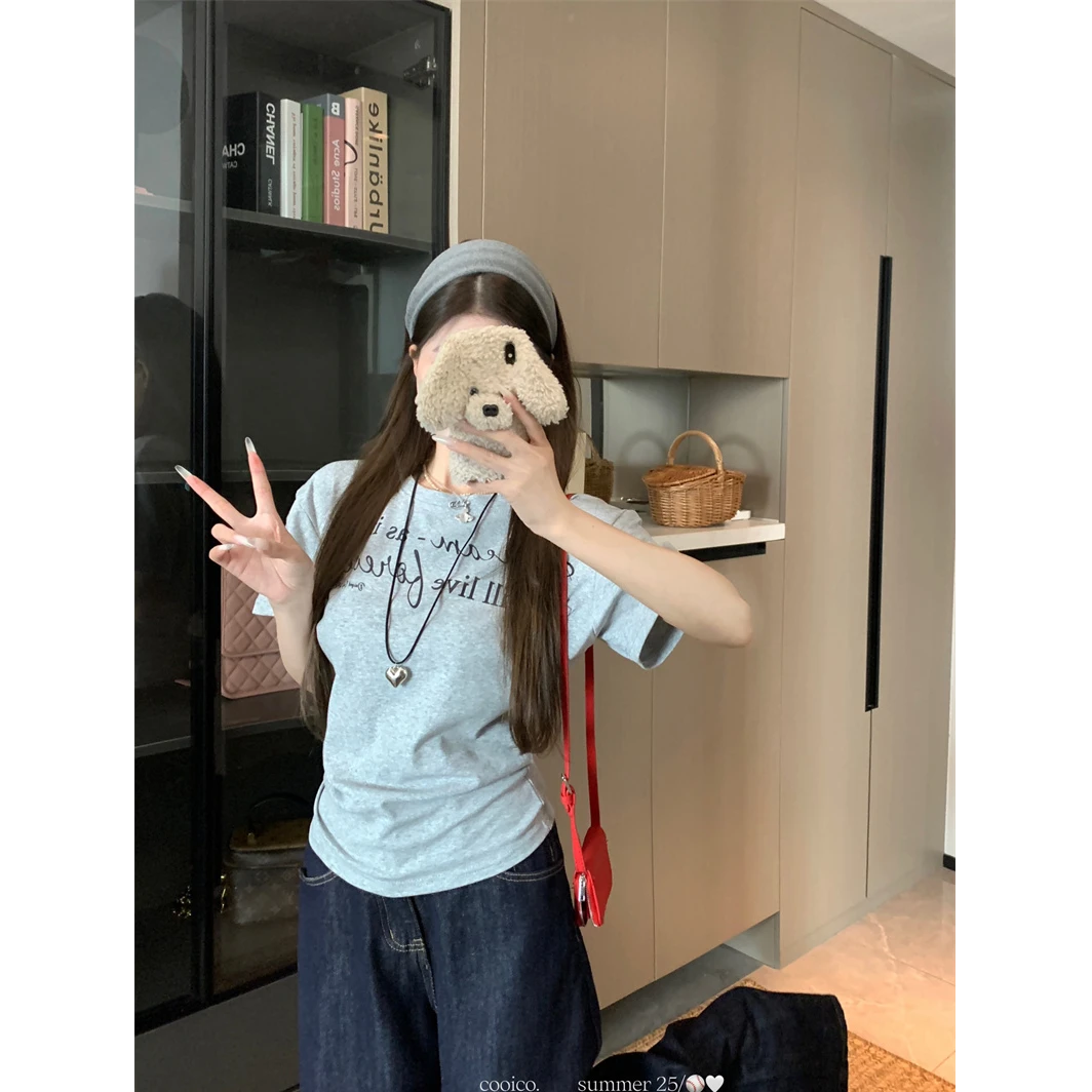 短袖t恤女夏季穿搭灰色修身韩系设计感独特绝美小上衣