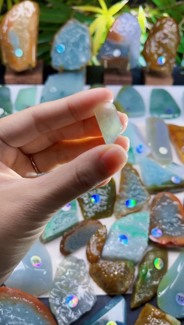 未镶嵌定制翡翠翡翠