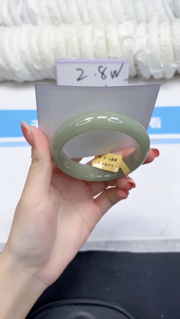 未镶嵌手镯石英质玉182-60-仪式感