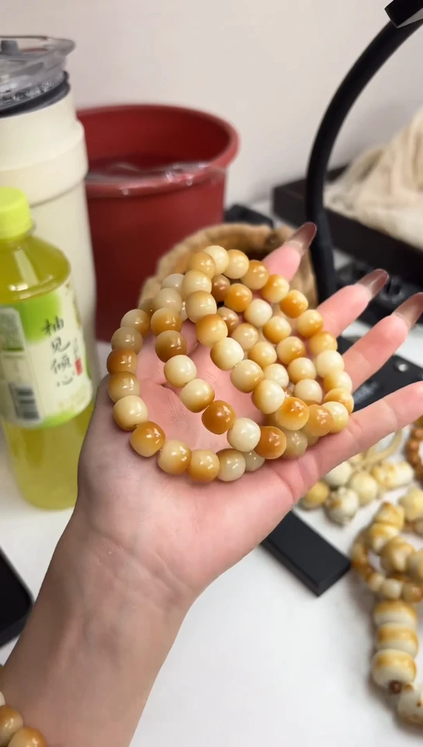 手串菩提根/象牙果烤蜜薯玉化桶珠10*11mm手串