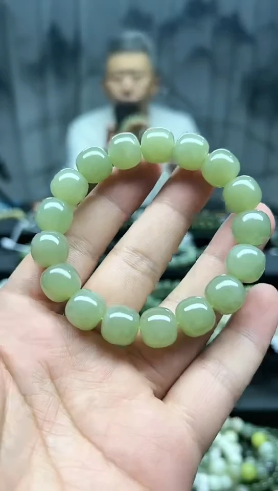 未镶嵌手串和田玉湖水绿老邢卡13纯天然拍一发一