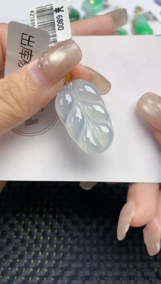 颈饰18K金镶嵌翡翠天然缅甸A货翡翠百元以上9元证书费自理