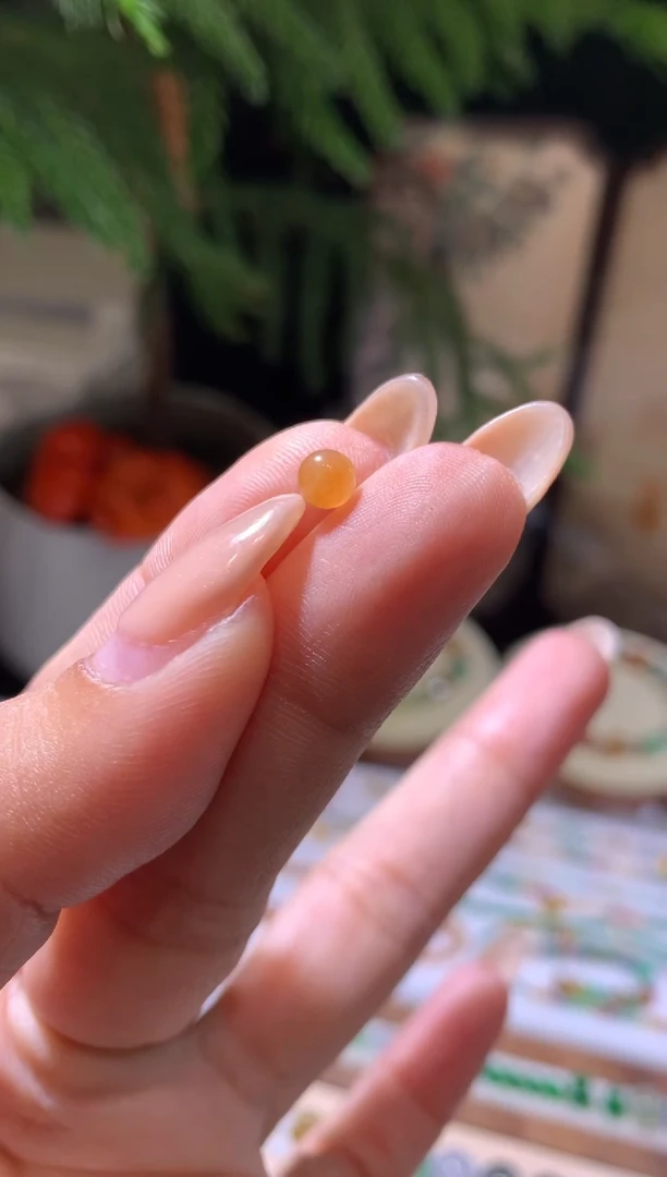 未镶嵌定制翡翠4.8卡珠子