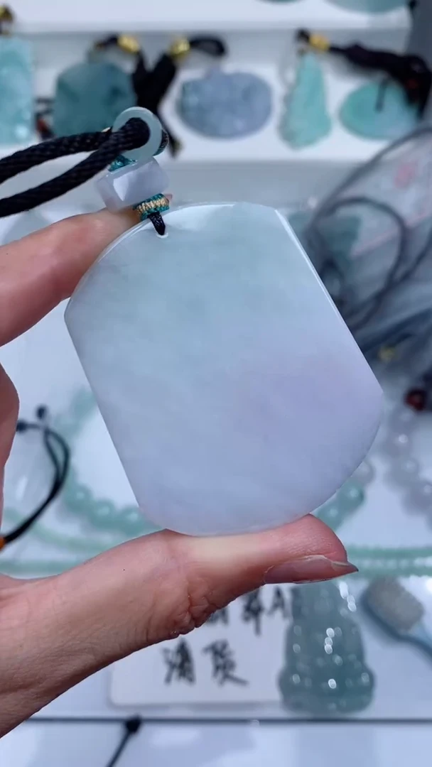 颈饰未镶嵌翡翠吊坠