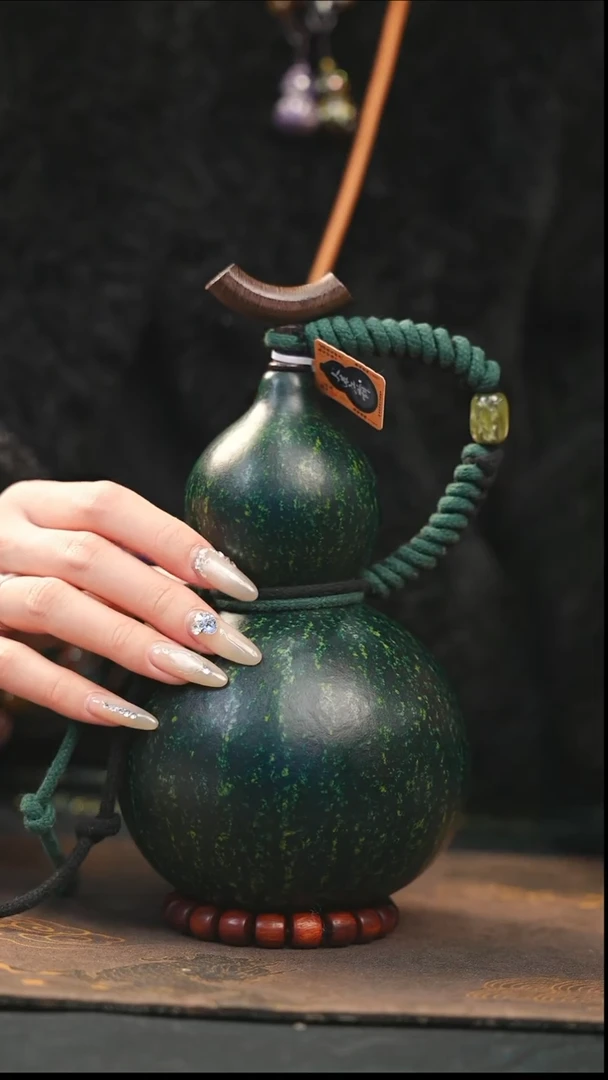 【闪购商品】XK111大漆酒葫芦不包手串及旋转底座