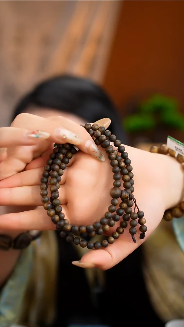 【闪购商品】沉香手串张勺子0.6圆珠多圈