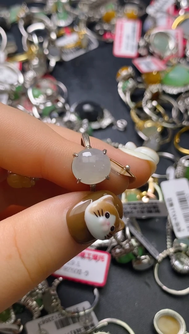 银S925镶嵌戒指翡翠百内无证书