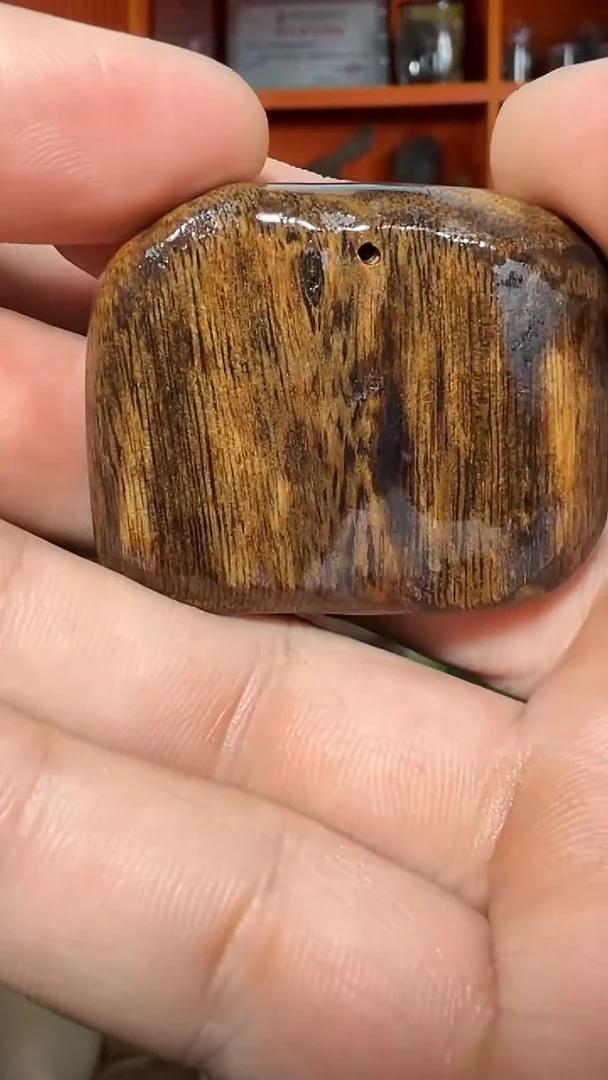 沉香吊坠15号沉水红土多样性发一