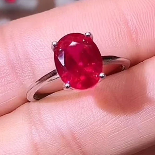 红宝石戒指白810