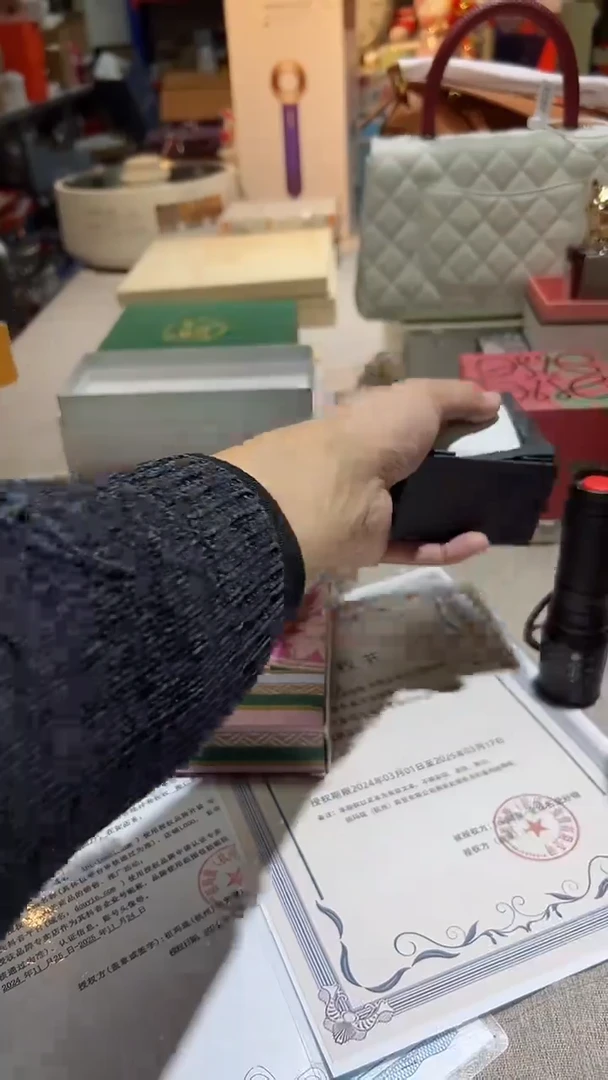 【闪购商品】瓷片正品保真，清库存