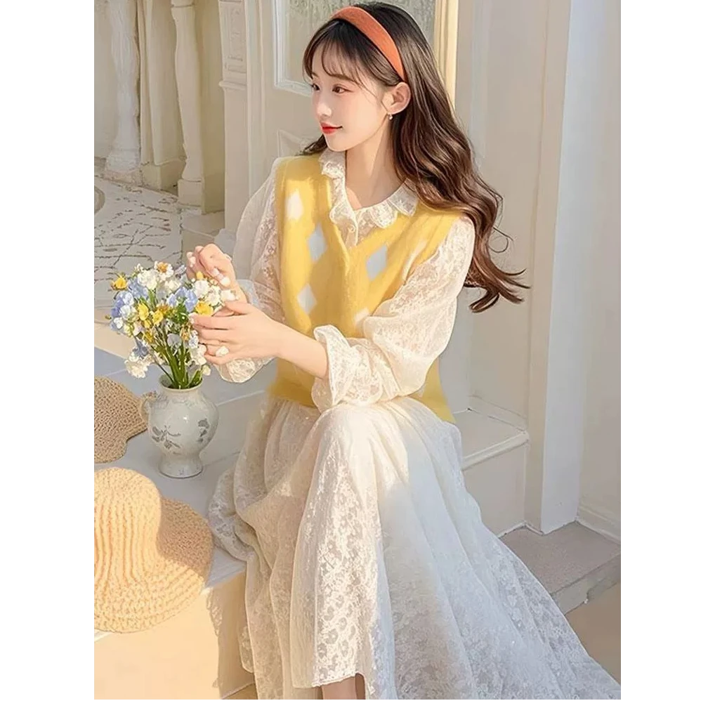 春季穿搭时尚套装女2025年新款气质碎花连衣裙外搭针织马甲两件套