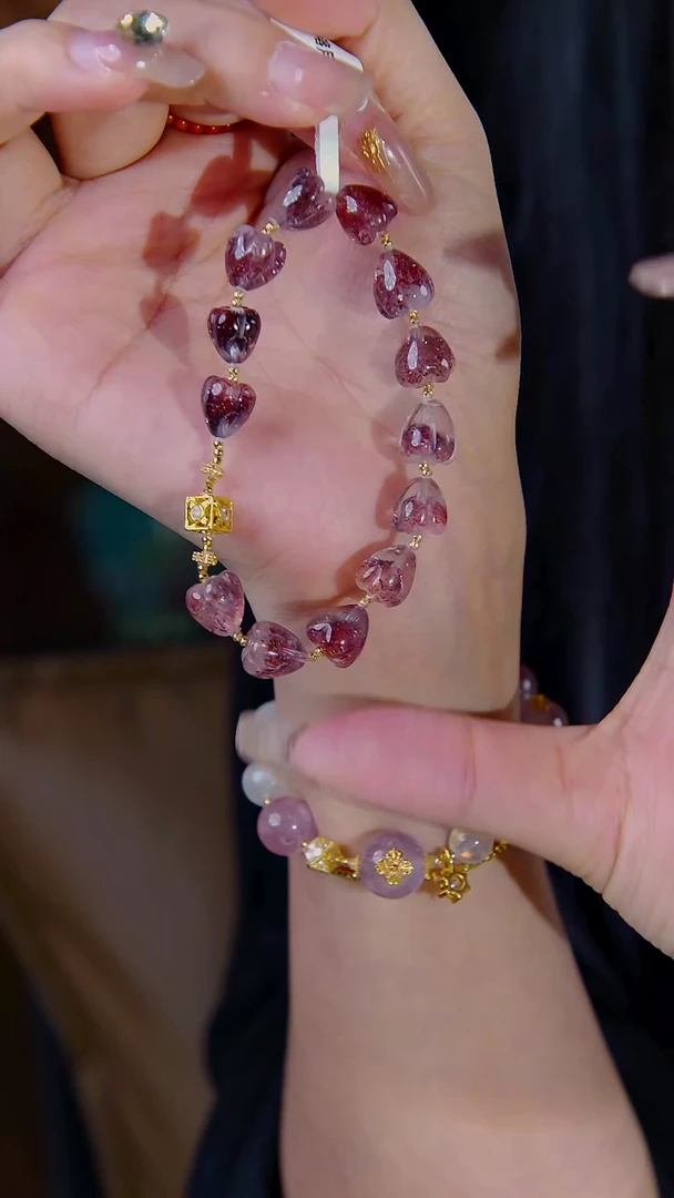 18K金镶嵌手链水晶金草莓爱心渐变设计款