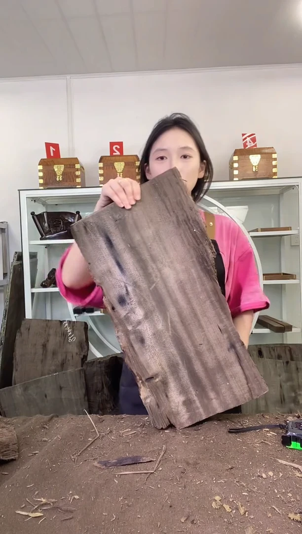 双****材金丝楠木原料木材