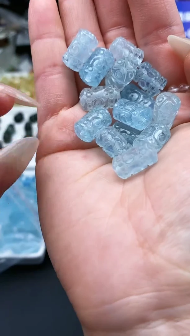 【闪购商品】海蓝宝石裸石未镶嵌64a多样性发其一/1.29/1个