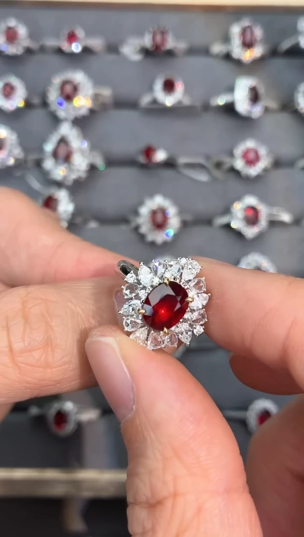 18K金镶嵌戒指红宝石【闪购】2.01ct/七天鉴赏/无烧鸽血红