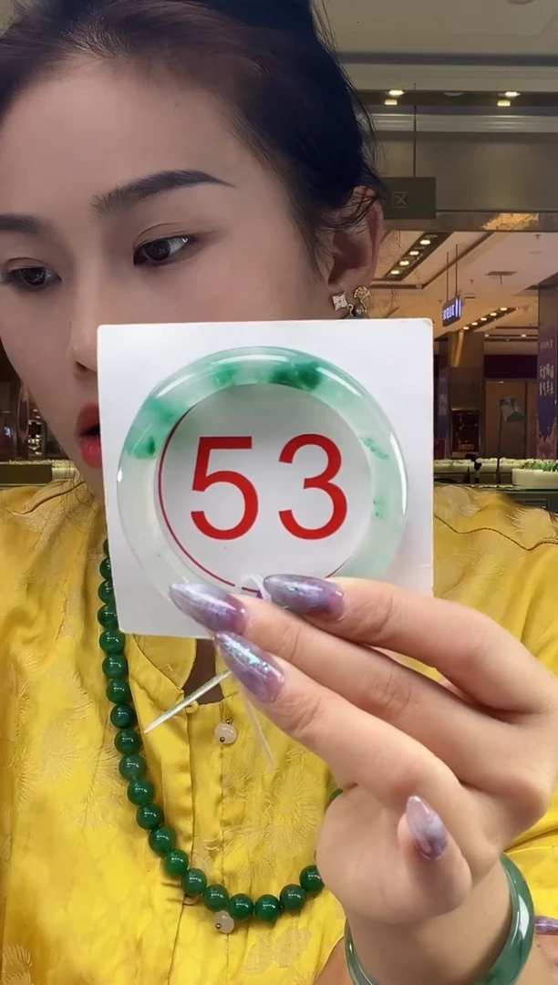 未镶嵌手镯石英质玉98