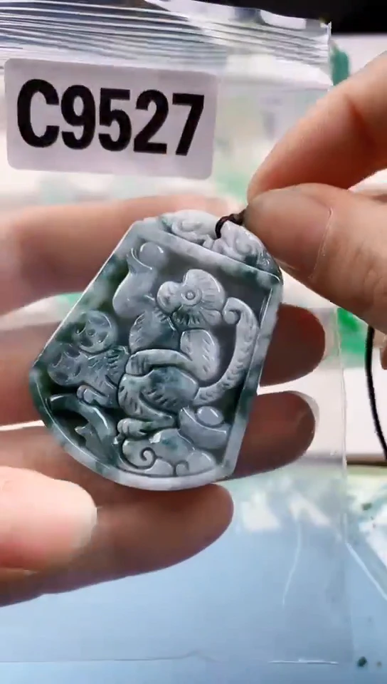 翡翠未镶嵌颈饰天然翡翠吊坠挂件